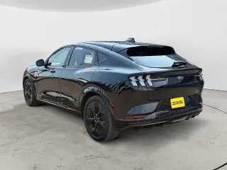 Ford Mustang Mach-E 2025 AWD GT 4 puertas SUV
