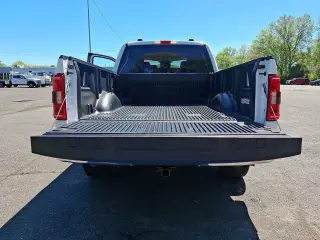 Ford F-150 2023 4x4 XLT 4 puertas SuperCrew 5.5 pies SB