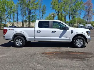 Ford F-150 2023 4x4 XLT 4 puertas SuperCrew 5.5 pies SB