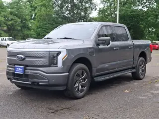 Ford F-150 Lightning 2023 AWD XLT 4 puertas SuperCrew 5.5 pies. SB