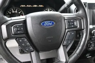 Ford F-150 2018 4x4 XLT 4 puertas SuperCrew 5.5 pies. Caja corta