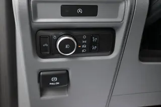 Ford F-150 2025 4x4 XLT 4 puertas SuperCrew 5.5 pies SB