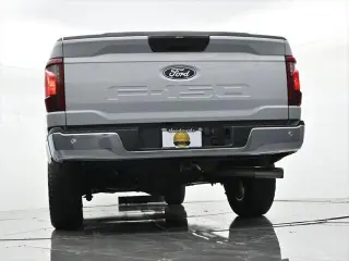 Ford F-150 2025 4x4 XLT 4 puertas SuperCrew 5.5 pies SB