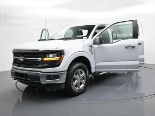 Ford F-150 2025 4x4 XLT 4 puertas SuperCrew 5.5 pies SB