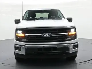 Ford F-150 2025 4x4 XLT 4 puertas SuperCrew 5.5 pies SB