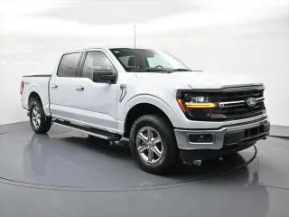 Ford F-150 2025 4x4 XLT 4 puertas SuperCrew 5.5 pies SB