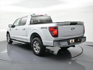Ford F-150 2025 4x4 XLT 4 puertas SuperCrew 5.5 pies SB