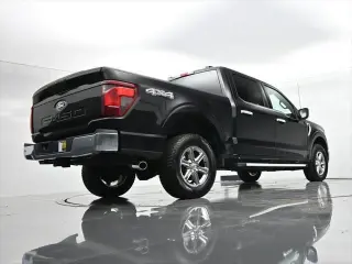 Ford F-150 2025 4x4 XLT 4 puertas SuperCrew 6.5 pies SB