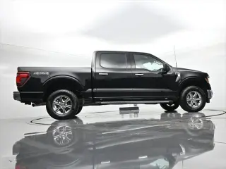 Ford F-150 2025 4x4 XLT 4 puertas SuperCrew 6.5 pies SB
