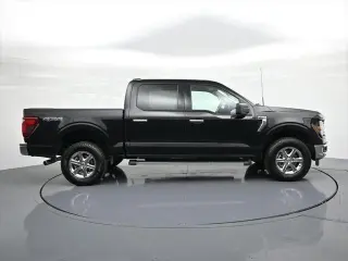 Ford F-150 2025 4x4 XLT 4 puertas SuperCrew 6.5 pies SB