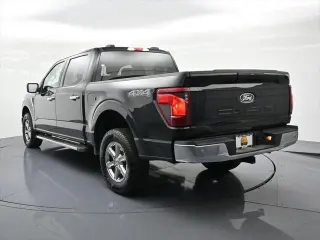 Ford F-150 2025 4x4 XLT 4 puertas SuperCrew 6.5 pies SB