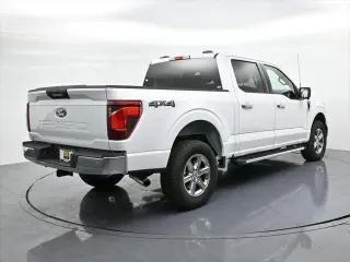 Ford F-150 2024 4x4 XLT 4 puertas SuperCrew caja de 5.5 pies