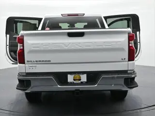Chevrolet Silverado 1500 2025 4x4 LT 4 puertas Cabina Crew 5.8 pies. SB con 1LT