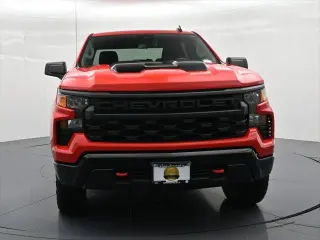 Chevrolet Silverado 1500 2024 4x4 Custom Trail Boss 4 puertas Cabina Crew 5.8 pies. SB