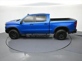 Chevrolet Silverado 1500 2022 4x4 ZR2 4 puertas Cabina doble 5.8 pies. Caja corta