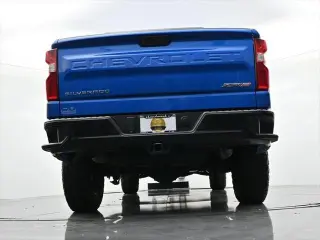 Chevrolet Silverado 1500 2022 4x4 ZR2 4 puertas Cabina doble 5.8 pies. Caja corta