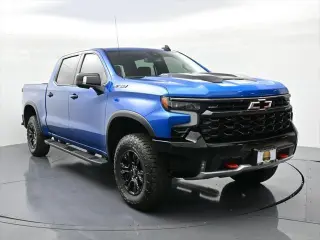 Chevrolet Silverado 1500 2022 4x4 ZR2 4 puertas Cabina doble 5.8 pies. Caja corta