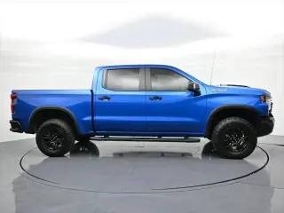 Chevrolet Silverado 1500 2022 4x4 ZR2 4 puertas Cabina doble 5.8 pies. Caja corta