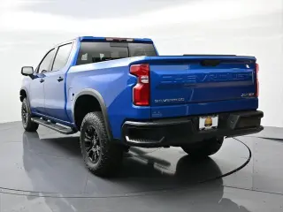 Chevrolet Silverado 1500 2022 4x4 ZR2 4 puertas Cabina doble 5.8 pies. Caja corta