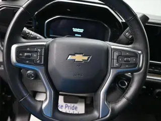 Chevrolet Silverado 1500 2025 4x4 LT 4 puertas Cabina Crew 5.8 pies. SB con 1LT