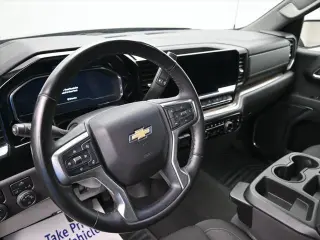 Chevrolet Silverado 1500 2025 4x4 LT 4 puertas Cabina Crew 5.8 pies. SB con 1LT