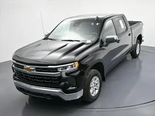 Chevrolet Silverado 1500 2025 4x4 LT 4 puertas Cabina Crew 5.8 pies. SB con 1LT