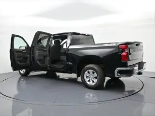 Chevrolet Silverado 1500 2025 4x4 LT 4 puertas Cabina Crew 5.8 pies. SB con 1LT