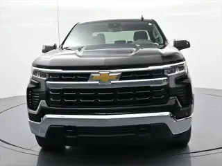 Chevrolet Silverado 1500 2025 4x4 LT 4 puertas Cabina Crew 5.8 pies. SB con 1LT