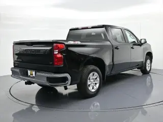 Chevrolet Silverado 1500 2025 4x4 LT 4 puertas Cabina Crew 5.8 pies. SB con 1LT