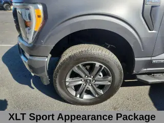 Ford F-150 2023 4x4 XLT 4 puertas SuperCrew 5.5 pies. Caja corta
