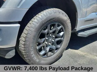 Ford F-150 2024 4x4 XLT 4 puertas SuperCrew 5.5 pies. SB