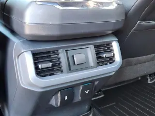 Ford F-150 Lightning 2023 AWD Lariat 4 puertas SuperCrew 5.5 pies. SB