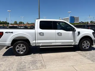 Ford F-150 2024 4x4 XLT 4 puertas SuperCrew 6.5 pies SB