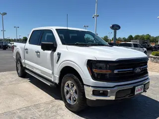Ford F-150 2024 4x4 XLT 4 puertas SuperCrew 6.5 pies SB