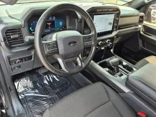 Ford F-150 2024 4x4 XLT 4 puertas SuperCrew 5.5 pies. SB