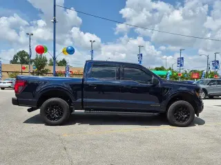 Ford F-150 2024 4x4 XLT 4 puertas SuperCrew 5.5 pies. SB