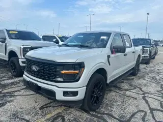 Ford F-150 2024 4x4 STX 4 puertas SuperCrew 5.5 pies. SB
