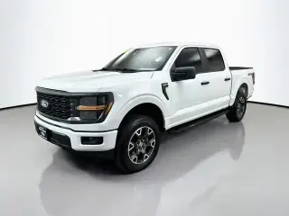 Ford F-150 2025 4x4 STX 4 puertas SuperCrew 5.5 pies. SB