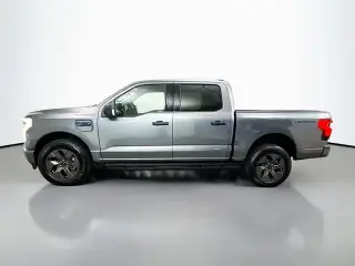 Ford F-150 Lightning 2024 AWD XLT 4 puertas SuperCrew 5.5 pies. SB
