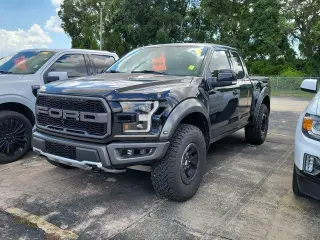 Ford F-150 2017 4x4 Raptor 4 puertas SuperCab 5.5 pies. SB