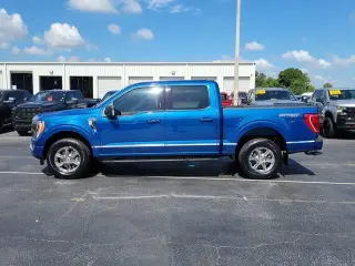 Ford F-150 2023 4x4 XLT 4 puertas SuperCrew 5.5 pies. SB
