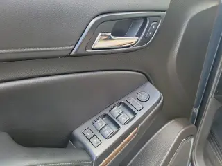 Chevrolet Suburban 2019 4x2 LS 4 puertas SUV