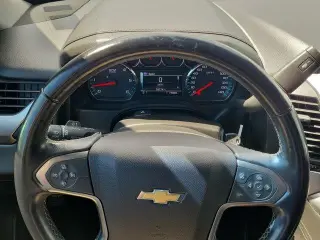 Chevrolet Suburban 2019 4x2 LS 4 puertas SUV