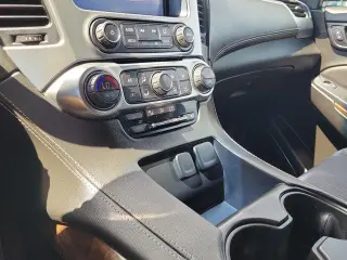 Chevrolet Suburban 2019 4x2 LS 4 puertas SUV