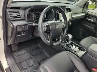 Toyota 4Runner 2023 4x4 TRD Off-Road Premium 4 puertas SUV