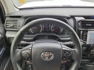 Toyota 4Runner 2023 4x4 TRD Off-Road Premium 4 puertas SUV