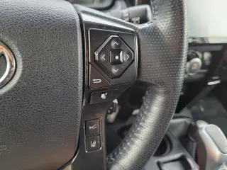 Toyota 4Runner 2023 4x4 TRD Off-Road Premium 4 puertas SUV