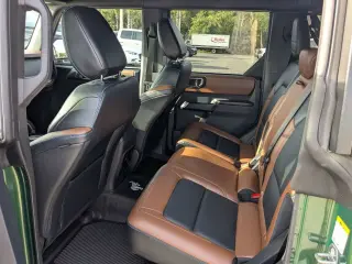 Ford Bronco 2024 4x4 Outer Banks 4 puertas SUV