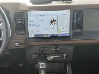 Ford Bronco 2024 4x4 Outer Banks 4 puertas SUV