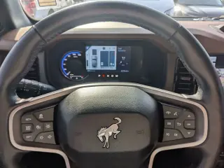Ford Bronco 2024 4x4 Outer Banks 4 puertas SUV